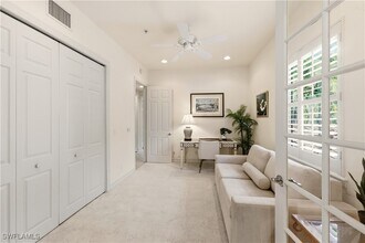 2843 Tiburon Blvd E in Naples, FL - Foto de edificio - Building Photo