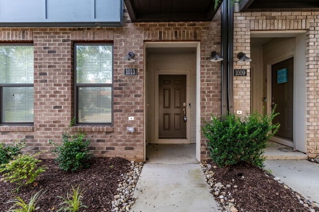 property at 1013 N Lombardy St