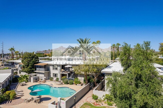 property at 4114 E Calle Redonda