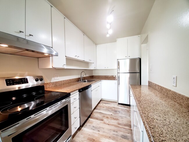 property at 815 N Humboldt St