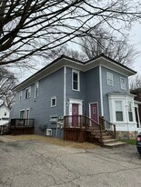 508 W Michigan Ave in Marshall, MI - Building Photo