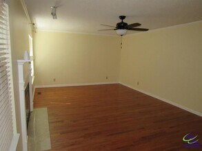 100 Sunchase Ct in Bonaire, GA - Building Photo - Building Photo