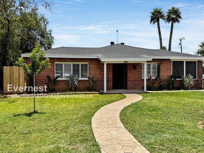property at 801 W Earll Dr
