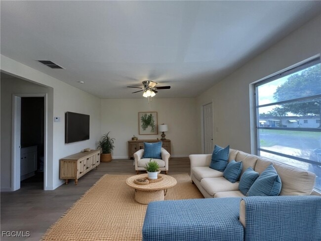 property at 16 Tangerine Ct