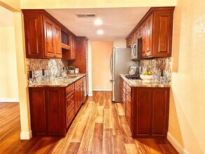 1103 Crown Ridge Path in Austin, TX - Building Photo - Building Photo