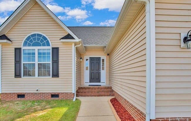 1475 Avoncroft Dr in Fayetteville, NC - Building Photo - Building Photo