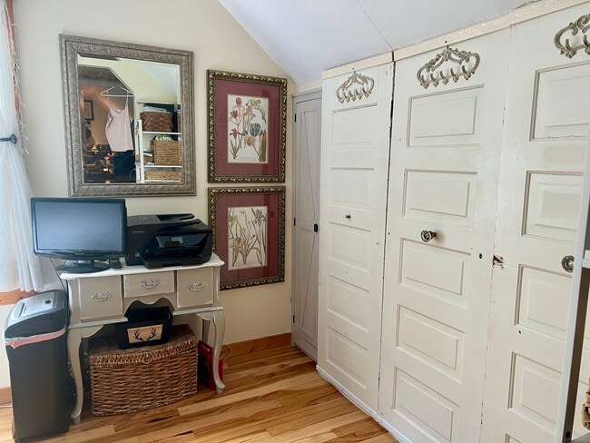 53 Onteora Blvd, Unit Apartment in Oakley