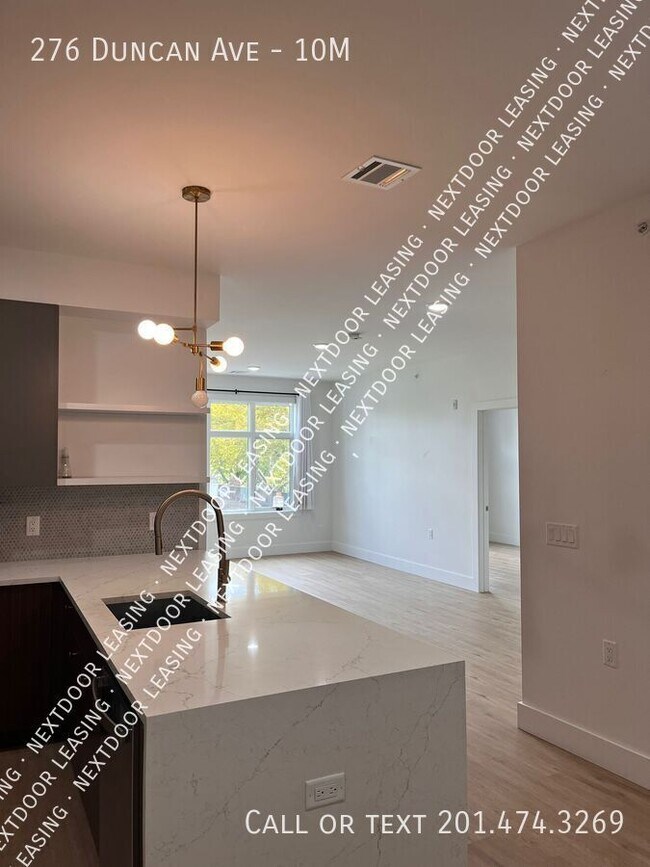 276 Duncan Ave in Jersey City, NJ - Building Photo - Building Photo
