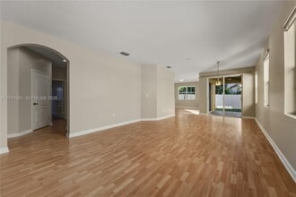 2238 SW 125th Ave in Miramar, FL - Building Photo - Building Photo