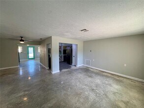 4342 Pompano Ln in Palmetto, FL - Building Photo - Building Photo