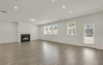4235 Grandview Pointe Wy in Cumming, GA - Building Photo - Building Photo