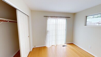 1783 Eardley Ave in Santa Rosa, CA - Building Photo - Building Photo