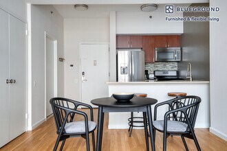 120 W 21st St in New York, NY - Building Photo - Building Photo