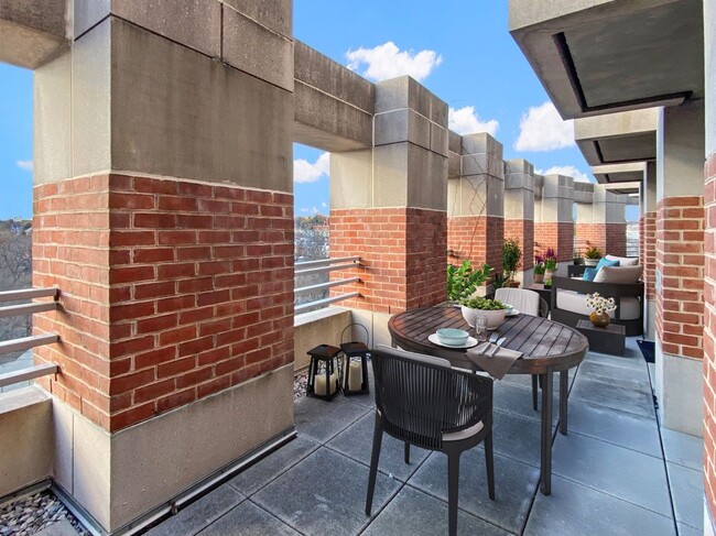 1275 25th St NW in Washington, DC - Building Photo - Building Photo