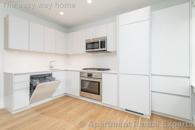 123 Highland Ave
