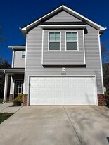 2016 N Drum Ave in Newton, NC - Building Photo