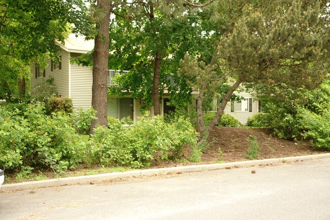 2707 E 32nd Ave in Spokane, WA - Foto de edificio - Building Photo