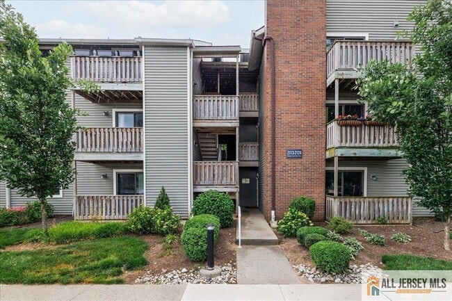 property at 2114 Ravens Crest Dr
