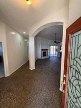 4 Bed, 2 Bath Home with Pool in Southwest Bakersfield in Bakersfield, CA - Building Photo - Building Photo