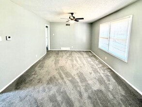 3203 Aden St in Memphis, TN - Foto de edificio - Building Photo