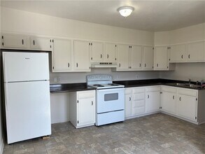 122 W High St in Painted Post, NY - Building Photo - Building Photo