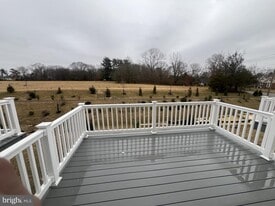 1180 W Walnut Rd in Vineland, NJ - Building Photo