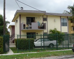 1361 SW 4th St in Miami, FL - Building Photo - Building Photo