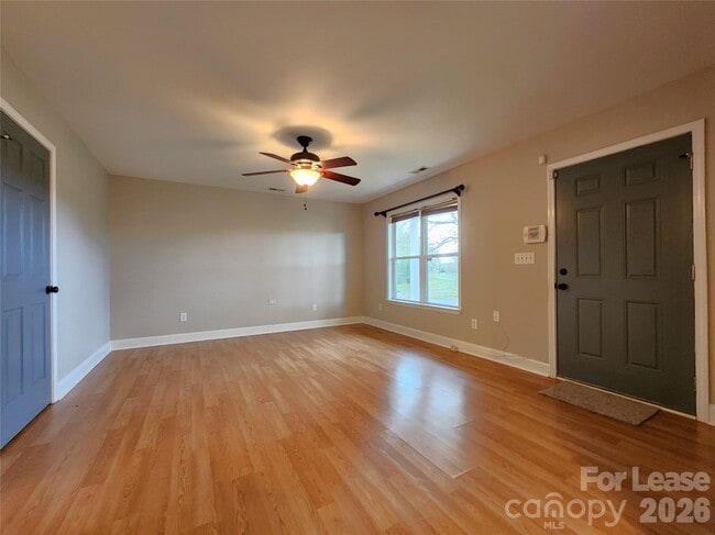 1607 Parkdale Ave in Gastonia, NC - Building Photo - Building Photo