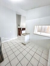 1610 Gallant Fox Dr in Florissant, MO - Building Photo - Building Photo