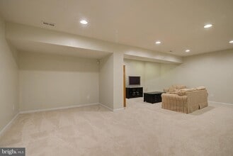 1804 Woods Edge Dr NE in Leesburg, VA - Building Photo - Building Photo