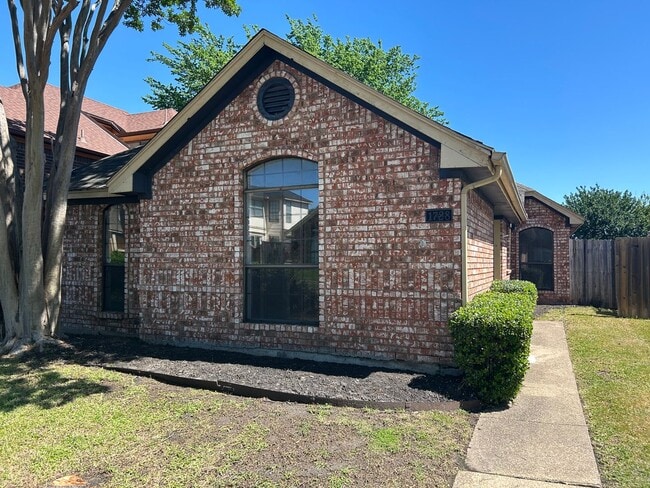 1728 Liberty Ln in Mesquite, TX - Building Photo - Building Photo