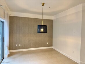 3294 Megan Ln in Naples, FL - Building Photo - Building Photo