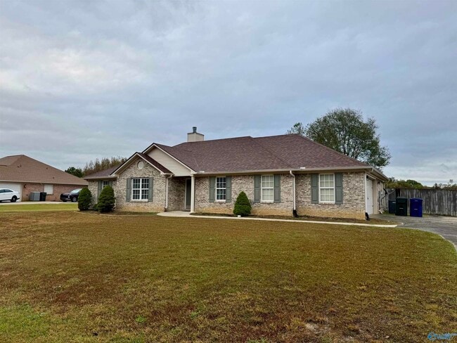 113 Edgebrook Dr in Ardmore, AL - Building Photo - Building Photo