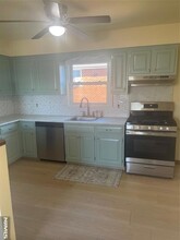 370 Henry St in Fairview, NJ - Building Photo - Building Photo