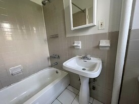 330 Greene Ave in Brooklyn, NY - Building Photo