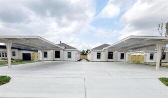 5804 Sandpiper Ave, Unit 2 in McAllen, TX - Building Photo