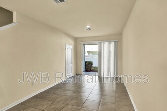 612 Yellow Oaks Ln in Orange Park, FL - Building Photo - Building Photo