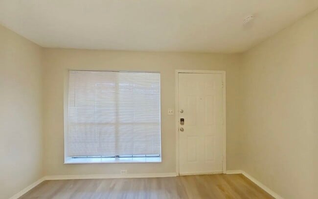 7829 Texridge Dr in Dallas, TX - Building Photo - Building Photo