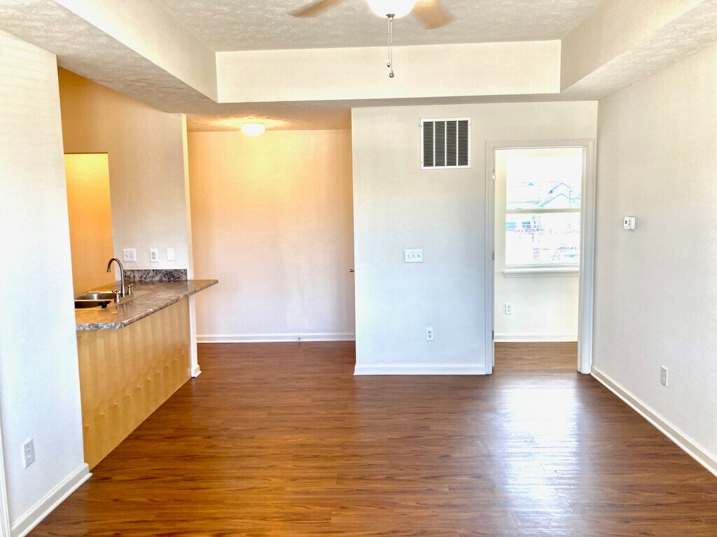 The Sheldrake Apartments Indianapolis, IN Apartments