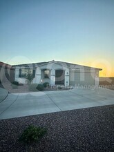 9320 S 30th Ln in Phoenix, AZ - Building Photo - Building Photo