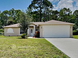 1718 Hazelton St NW in Palm Bay, FL - Building Photo