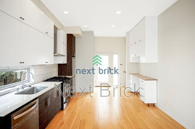 122 22nd Ave in Seattle, WA - Foto de edificio - Building Photo
