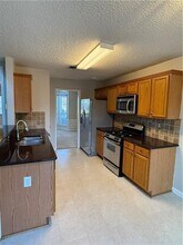 593 Lullingstone Dr SE in Marietta, GA - Building Photo - Building Photo