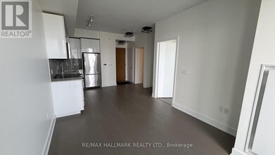 30 Shore Breeze Dr in Toronto, ON - Building Photo - Building Photo