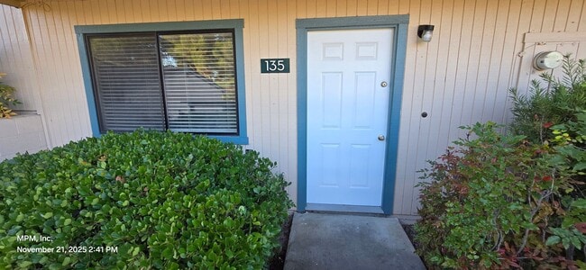 135 Olive St in Paso Robles, CA - Building Photo - Building Photo