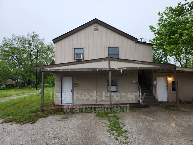 property at 821 N Highland Ave