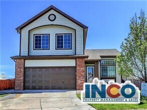 15576 Olmsted Pl in Denver, CO - Building Photo - Building Photo