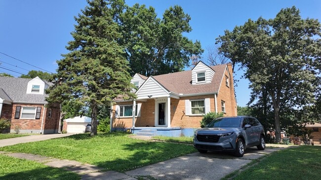 property at 3390 Gayheart Ct