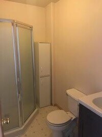 308 E Spruce St photo'