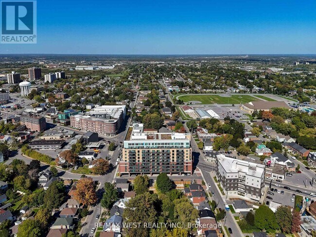 652-652 Princess St in Kingston, ON - Building Photo - Building Photo
